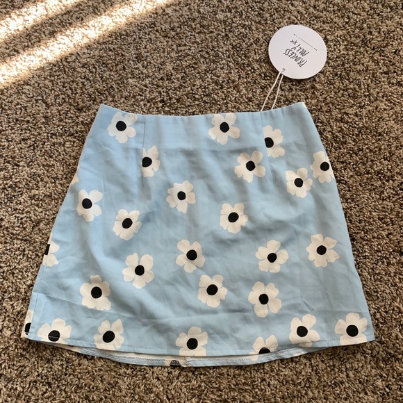 Princess Polly Dresses & Skirts - Princess Polly Mini Skirt